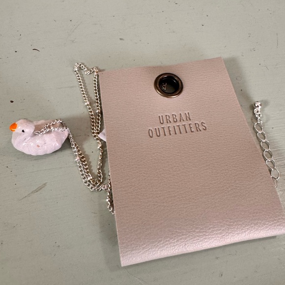 UO Ceramic Swan Charm Necklace - Picture 4 of 4